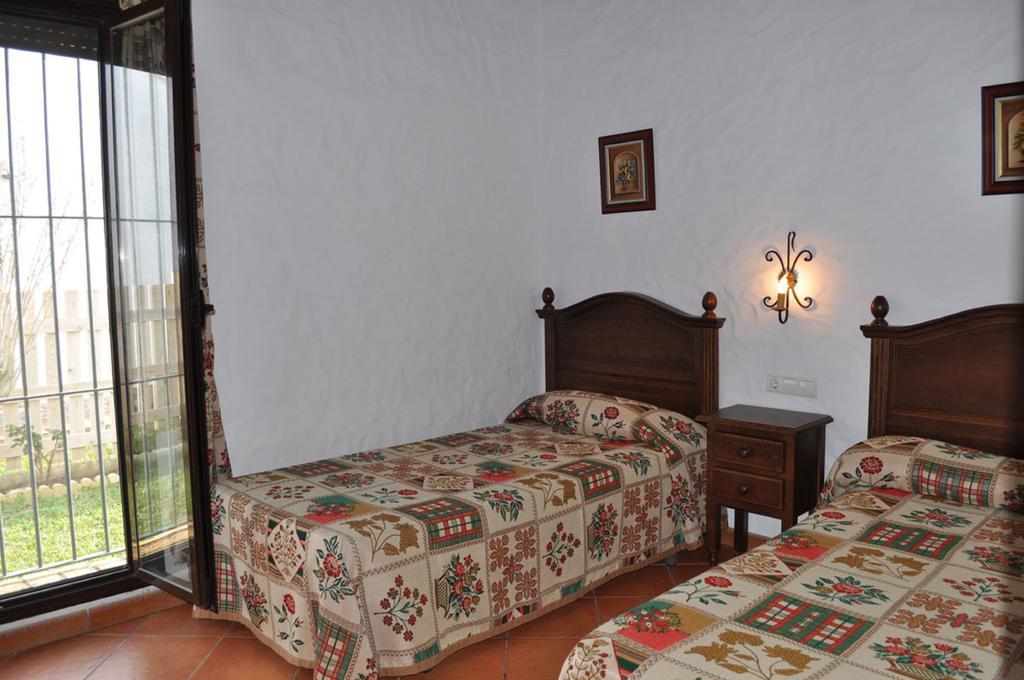 Holiday Home El Olivo Conil Conil de la Frontera Szoba fotó